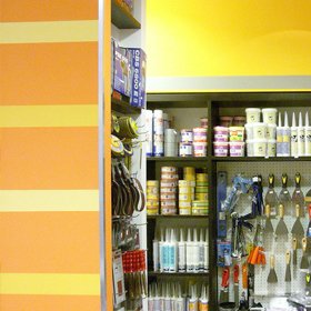 Colors, paintings interior finishings store L.P.M.A.